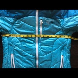 Mountain Hardware B'Lady Jacket